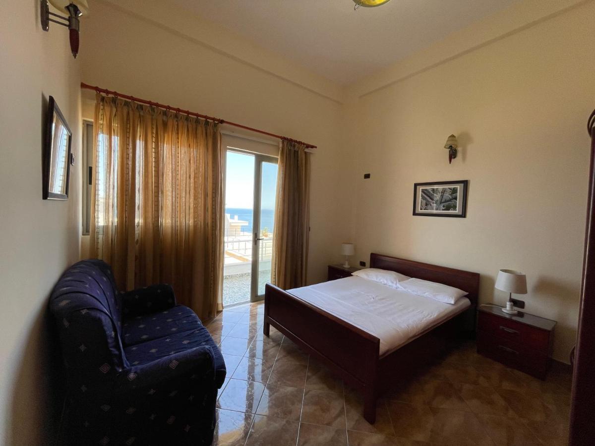 The First Hotel Saranda المظهر الخارجي الصورة