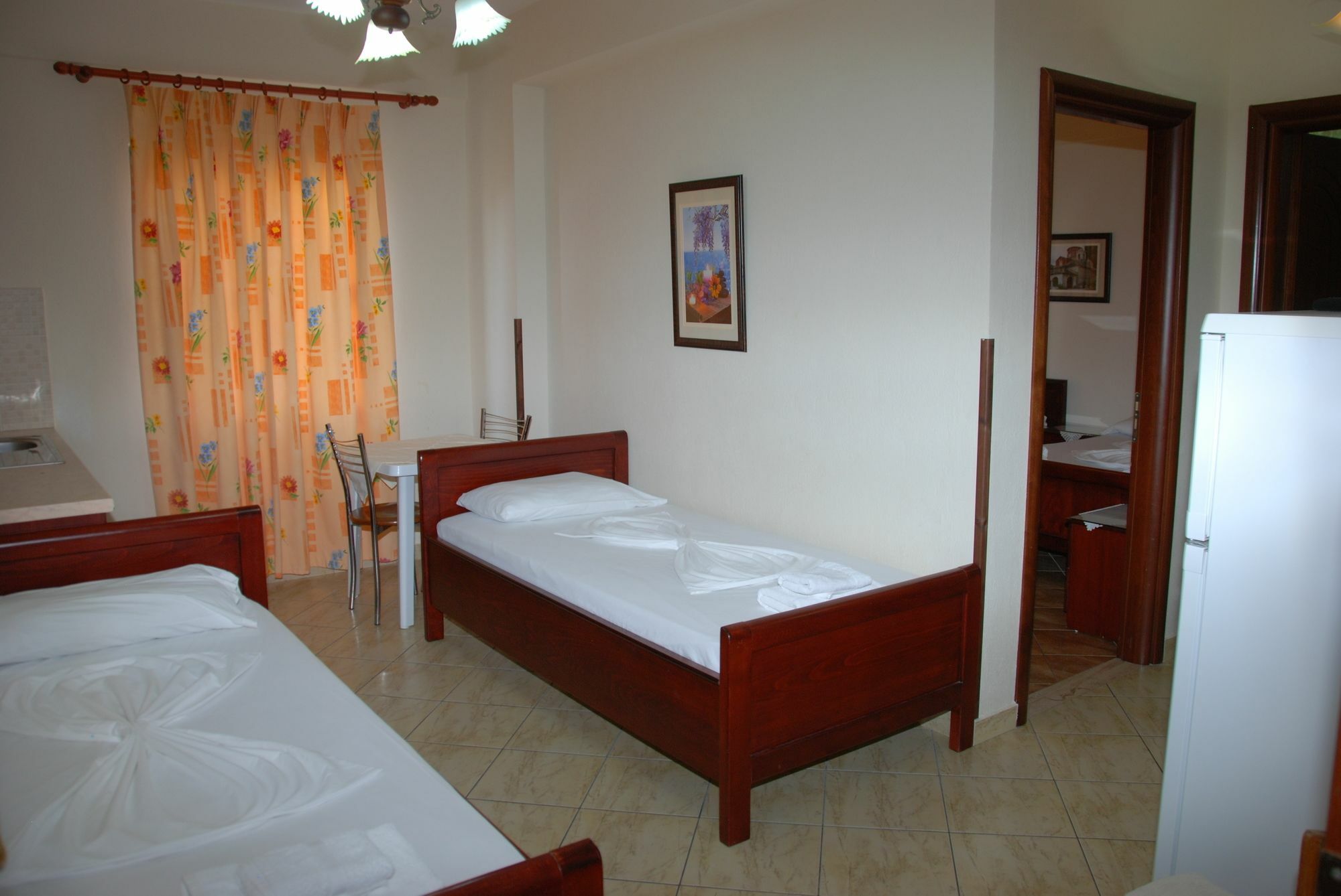 The First Hotel Saranda المظهر الخارجي الصورة